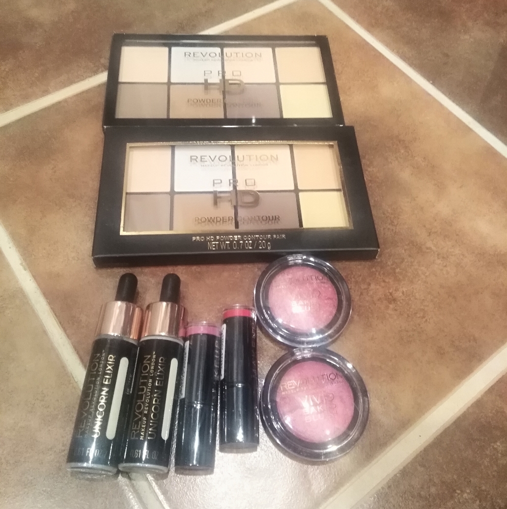 Makeup Revolution bundle only 1 of each